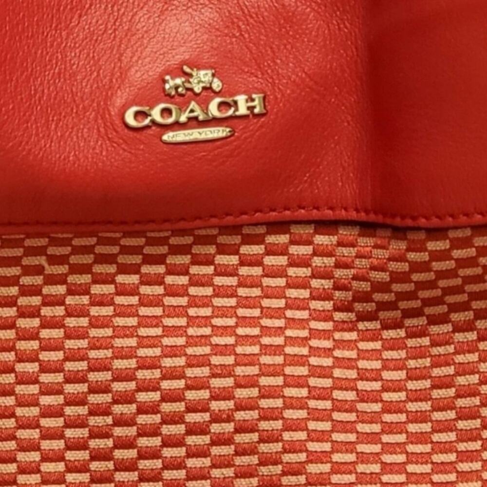 Coach F57540‎ Legacy Jacquard Lexy Shoulder Bag Milk Bright Pink - Picture 4 of 16